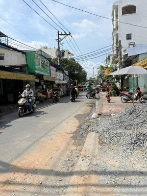 bán nhà đúc 3 tấm hẻm xe hơi đường trần văn quang q.tân bình 35m2 giá chỉ 4.8 tỷ