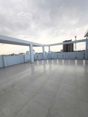 lô góc chứng thư định giá 37 tỷ - 5 tầng - thang máy - đang có dòng tiền 250tr/ tháng