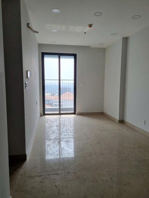 bán căn hộ phúc đạt tower, 2pn 2wc 60m nhà mới 100% giá 2,4 tỷ, gần làng đại học, dễ cho thuê