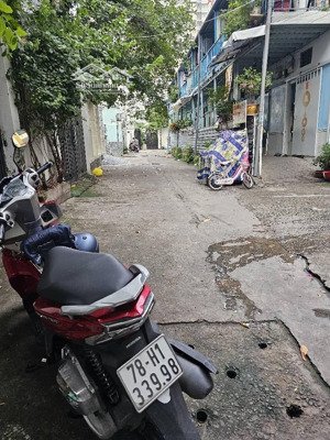 bán nhà đường tân mỹ quận 7 - diện tích: 4 x 8m cn 26.5m2