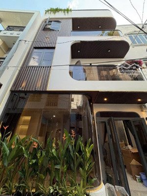 bán nhà hxh mới đẹp ở ngay - thích quảng đức- phú nhuận- 4 tầng - 37m2 - ngang 6m - 7,9 tỷ.