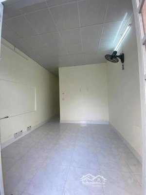 nhà trung mỹ tây sát song hành hẻm xe hơi đỗ cửa nở hậu tài lộc shr 4x12 giá 3,4ty