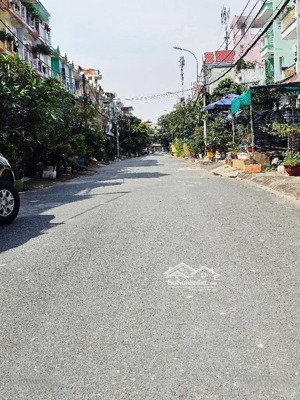 giá : 9 tỷ 500 ( tl ) nhà 4 tầng - mtkd đường nhựa 12m p.an lạc - diện tích : 5m x 17m