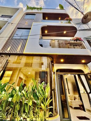 bán gấp nhà hẻm oto nguyễn hữu cầu-tđ-q1,gần chợ tân định.giá 4 tỷ050 triệu /79,5m2, cho thê 30 tr