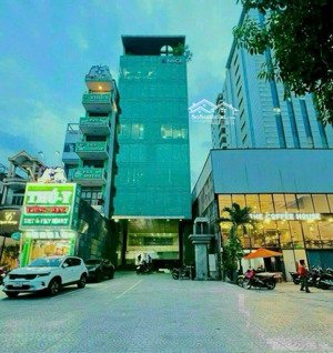 bán tòa nhà mặt tiền lê văn sỹ, p12, q3, dt: 8m x 18m, 7 tầng thang máy, hđt 210tr/tháng, giá 62 tỷ