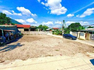 bán lô đất thổ cư vị trí phường nam nha trang
diện tích : 70,8m2 - 72m2 ont giá đầu tư