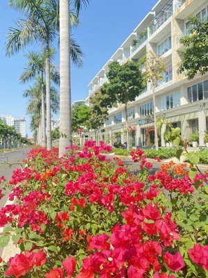 cho thuê nhà phố sala giá 108 triệu, hoàn thiện sẵn 5 tầng