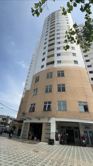 cần bán căn hộ 3pn - 2wc hqc hóc môn nhà đẹp, tầng trung, dọn vào ở liền