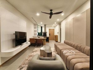 cần cho thuê căn hộ sam tower 1-2 phòng ngủ full nội thất view sông hàn- pháo hoa