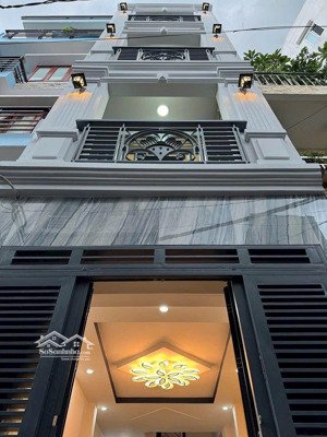 cho thuê nhà mới, đầy đủ nội thất - trệt 3 lầu - hxh - nhiêu tứ p7 phú nhuận