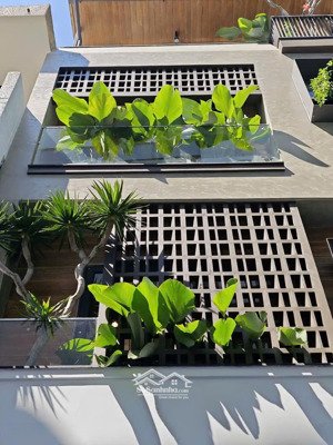 chính chủ cần bán gấp căn nhà tại nguyễn kiệm, p.9, phú nhuận, giá 3,89 tỷ, dt 77m2(5,5x14m), sổ đủ