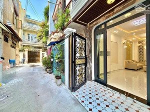 phan xích long - phú nhuận - nhà đẹp - dọn vào ở ngay