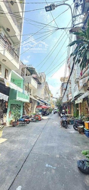 nhà minh phụng ngay vòng xoay cây gõ 3/2 hẻm ôtô thông