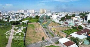 lô góc 2mt ngay nguyễn duy trinh, q2. dt : 20 x 25 cn 456m2 ( 76tr/m2 )