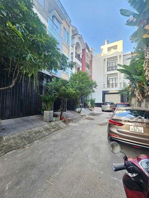 nhà 4 lầu đường 7m ngay hiệp bình, gần khu đô thị vạn phúc, cạnh khu dân cư hồng long