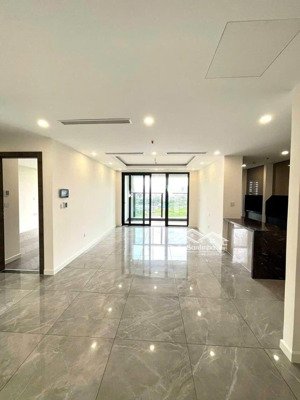 sunshine diamond cho thuê 2pn 2wc + 1 kho 135m2 giá 15 triệu bao phí quản lý