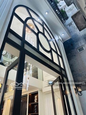 bán gấp phố vip nguyễn viết xuân - phân lô - ô tô đỗ - 2 thoáng - tặng full nội thất đón tết