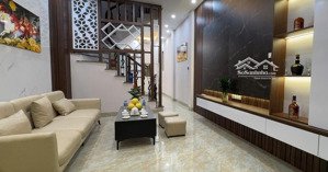 chỉ 13 tỷ! bán nhà lạc long quân - tây hồ - dân xây - 5m ô tô - gần hồ - 45m x 4t