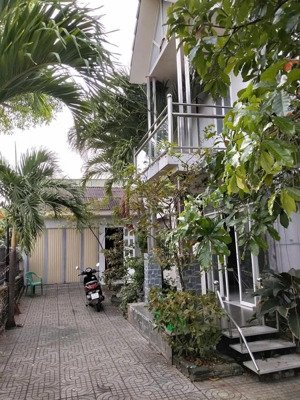 bán nhà vườn long hải. sân vườn thoáng mát, hồ cá kol chiu chiu.