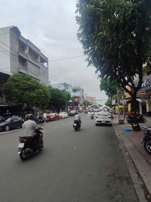 hot !!! đoạn đẹp nhất mtkd bình phú 4x20m 5 tầng - gần ngã 4 chợ lớn & bình phú