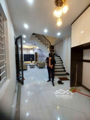 bán nhà riêng tại phường minh khai, hai bà trưng, hà nội, 9,6 tỷ, 48 m2, hàng hiếm tại giá tốt