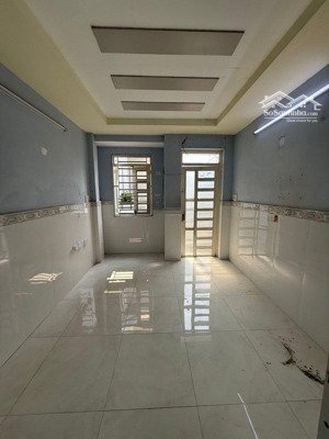 bán nhà riêng tại tạ quang bửu, 2,99 tỷ, 17m2, 3 tầng, 2pn, 2wc