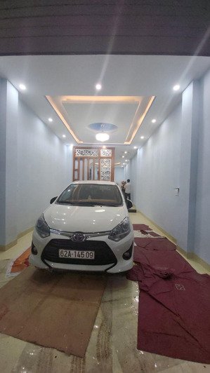 bán nhà ngộp linh xuân thủ đức, dt 61,5m2/giá 2.650 tỷ nhà đang cho thuê 15tr/th. shr cụm tiện ích