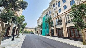 ck 35% căn liền kề thời đại hoàn thiện 5 tầng ký cđt giá rẻ nhất thị trường vin 3. lh: 