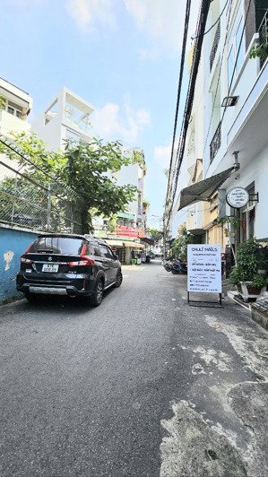 bán nhà mặt tiền kinh doanh diện tích ngang 3 dài 10 đúc bê tông có 7 tỷ q4