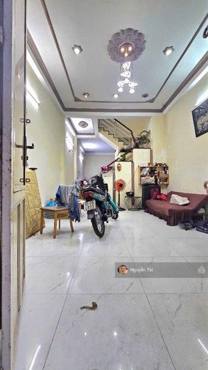 bán gấp nhà riêng gò xoài, btân, 49m2, 2 tầng đúc btct mới đẹp, hẻm xe hơi đỗ cửa, nhỉnh 4 tỷ.