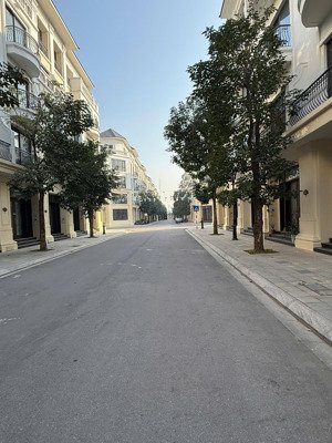 giảm 4 tỷ - căn liền kề san hô 48m2, ban công đn, xây sẵn 5 tầng vinhomes ocean park 2