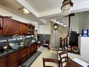 nhà sát mặt tiền trần quang diệu, quận 3, hiếm có khó tìm giảm mạnh còn 9 tỷ