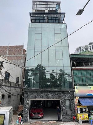 toà nhà văp phòng phố cổ linh, tư đình. căn góc, full nội thất. 80m2 x 8 tầng,mt 6.5m, giá 29.8 tỷ.