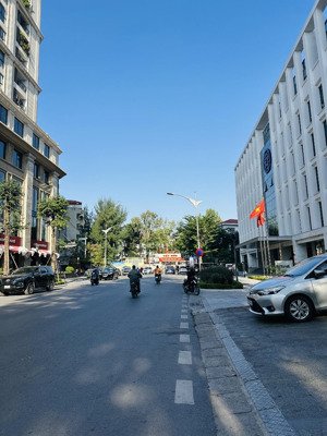 bán nhà phố nguyễn đình chiểu q. hbt nhà đẹp ngõ thông sát phố 78m2, 3 tầng, mt 5.6m, 32.5 tỷ tl