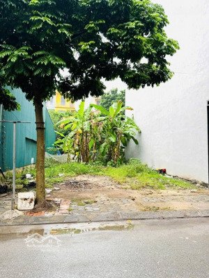 em chính chủ bán nhanh trước tết lô đất dv khu d yên nghĩa - hà đông. loang quanh 11 tỷ ạ