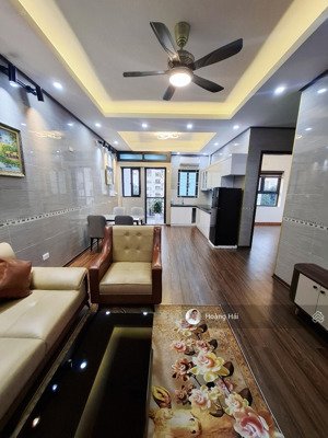 chung cư việt hưng 75m 2 phòng ngủ 2 ban công cực thoáng giá 4,x tỷ