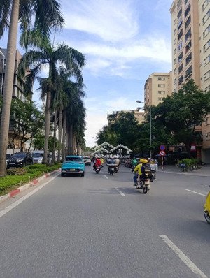 nhà đẹp phú mỹ,mỹ đình, 40m2 5 tầng - mặt đường 5m - giá nhỉnh 9tỷ - sẵn dòng tiền 20tr/tháng.