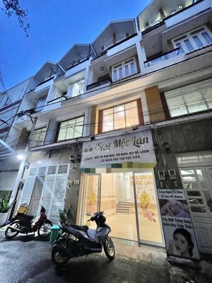 nhà 4 tầng đối diện khu đô thị vạn phúc, hẻm xe tải, 1 xẹc , cách bình thạnh 2km giá 8,2 tỷ tl