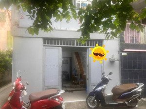 nhà lô góc gần phạm văn đồng hiệp bình chánh 2pn giá tốt