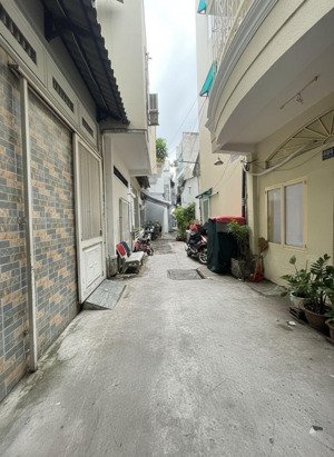 tân bình bán nhà hẻm xe hơi - phường 8 tân bình - 5 x 12 - chỉ 5,xx tỷ