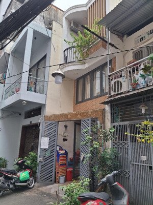 bán nhà - hẻm xe tải- 2 mặt hẻm trước sau - nhà đẹp - 3 tầng vừa ở vừa kinh doanh - giá 8 tỷ