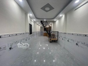 bán nhà 2 lầu mặt tiền kinh doanh , hxh , thủ đức , chỉ hơn 4 tỷ ( tl )