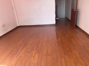 nhà 32m2 4 tầng 4 ngủ cho ở bạch đằng - hoàn kiếm