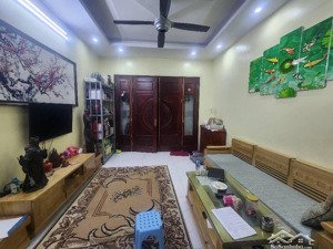 hiếm quá, ôtô đỗ nhà 50m 5tầng 6ngủ, 50m ra mặt quốc lộ 32 trần vỹ - mai dịch