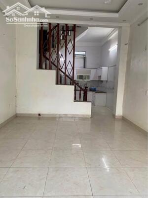 BÁN NHÀ MẶT ĐƯỜNG PHÙ LONG KINH DOANH TỐT 2.5 TẦNG 50M2 GIÁ 3.9 TỶ