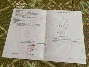 bán đất trục chính 78m2 làng cam, cổ bi đường thông ô tô tránh nhau giá 130tr/m2, lh: 