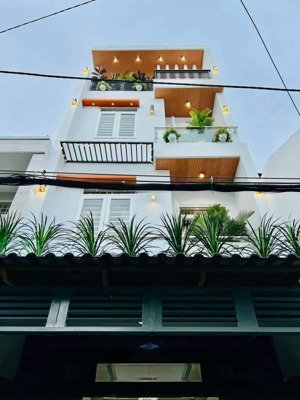 bán giá 5,8 tỷ. nhà trung tâm q1 sầm uất, ngay nguyễn trãi, dt 77,5m2 (5x15,5m) sổ hồng chính chủ