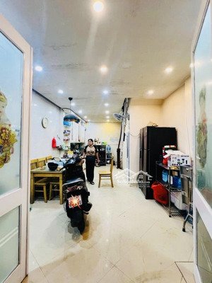 8t nhỉnh nhà thái hà đống đa 39m2 5 tầng 4.1m mặt tiền ngõ thông gần phố gần oto dân xây 3 thoáng