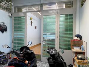 Nhà cấp 4 có gác hẻm thông xe hơi đường Tăng Nhơn Phú, kề CĐ Công Thương, phước long b, DT 90m²/7tỷ.