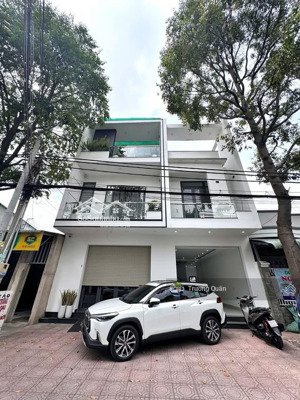 bán nhà 1 trệt 2 lầu - mặt tiền nguyễn thành phương - gần kdc d2d võ thị sáu